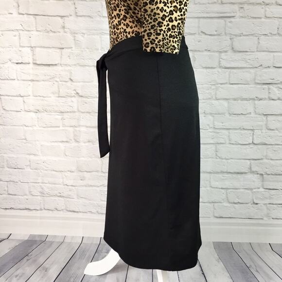 Black stretch midi skirt, womens small/medium capsule wardrobe basic - Picture 3 of 5